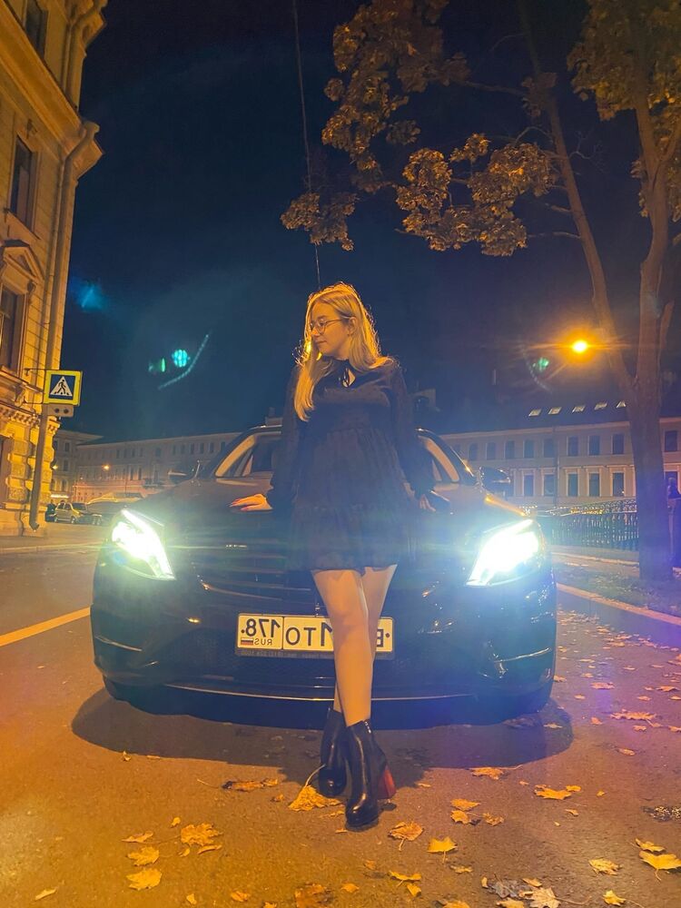  23979013  , 27 ,    -