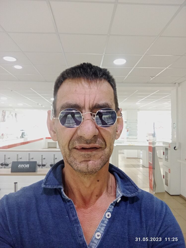  36601703  , 57 ,    