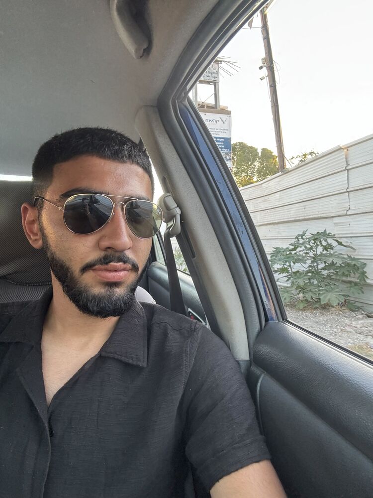 ���� 54827593 ����� Omri, 20 ���, ���� ���������� � Mount Sinai