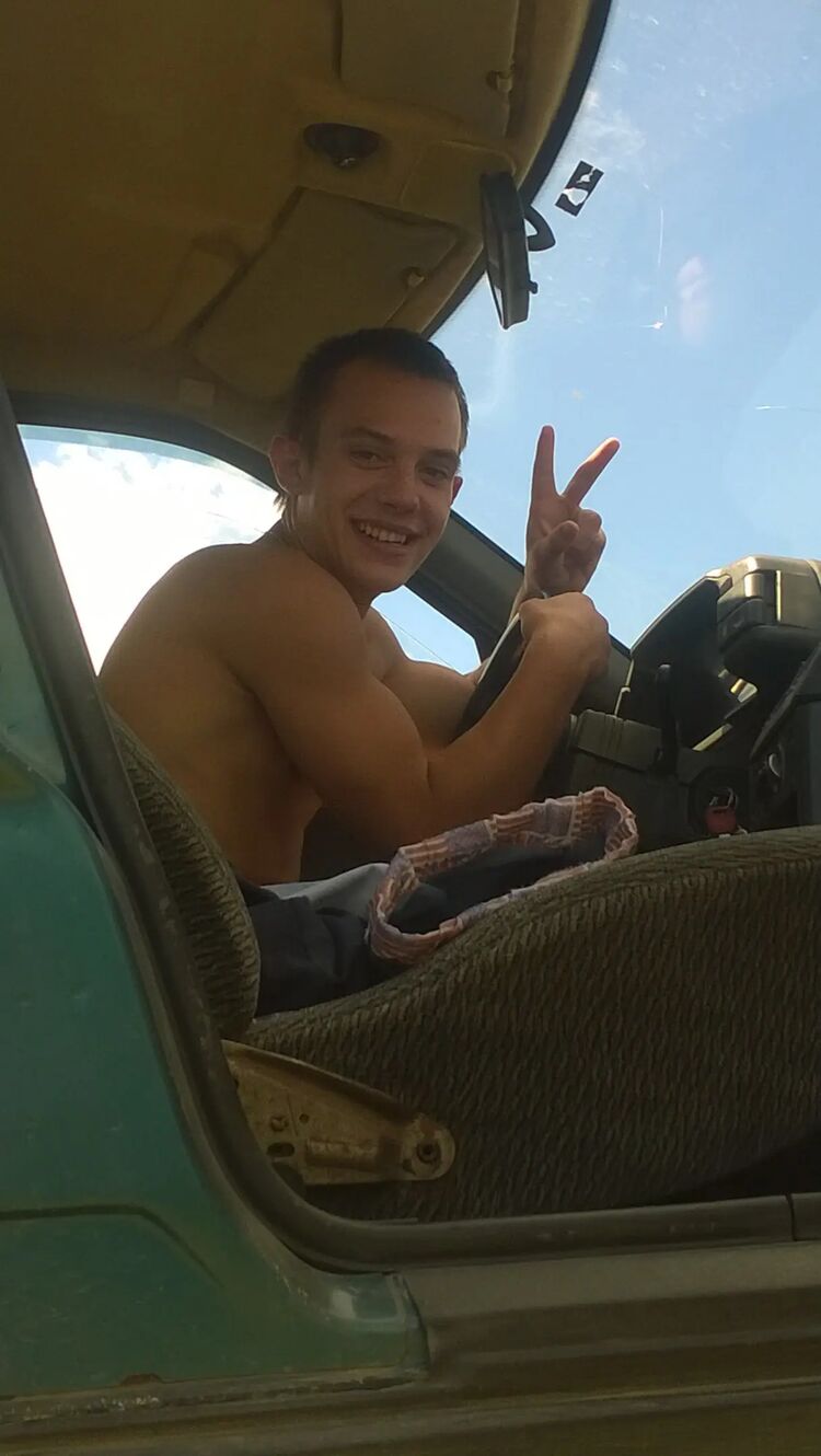 46308223  , 26 ,    