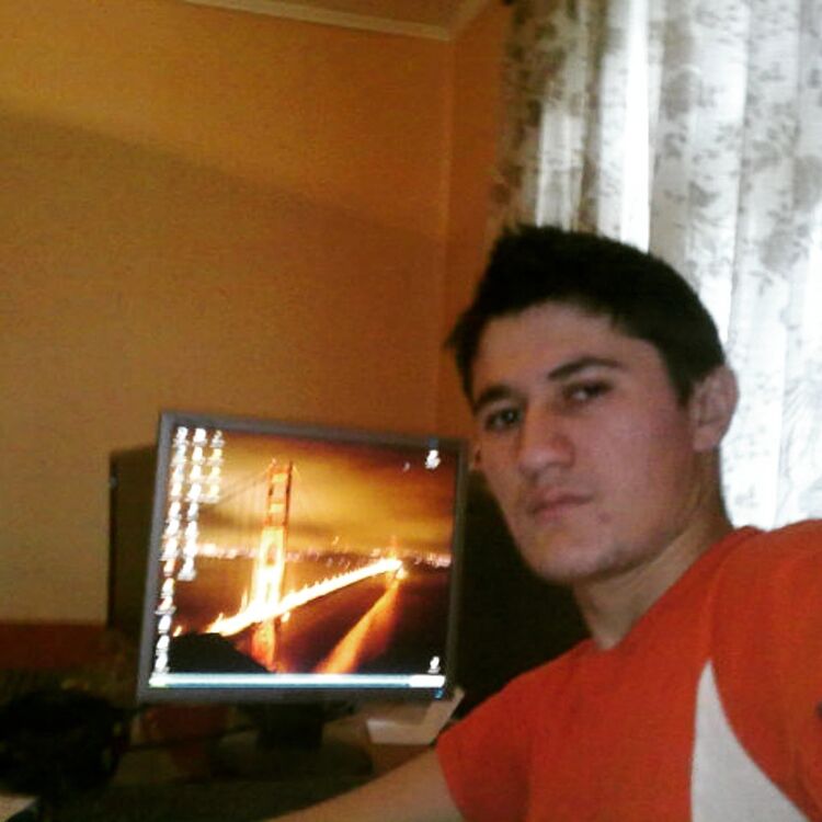  7117703  Nurbek, 35 ,    