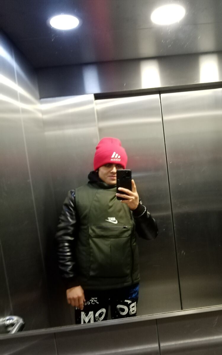  ,   Deniz, 23 ,   ,   , c 