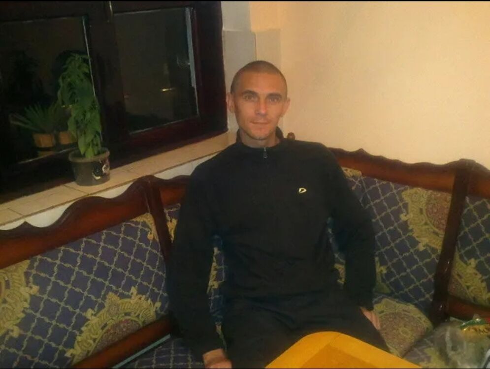  ,   Evgeny, 42 ,   ,   , c 
