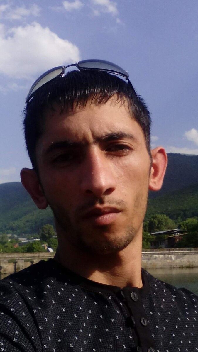 ,   Narek, 38 ,   ,   , c , 