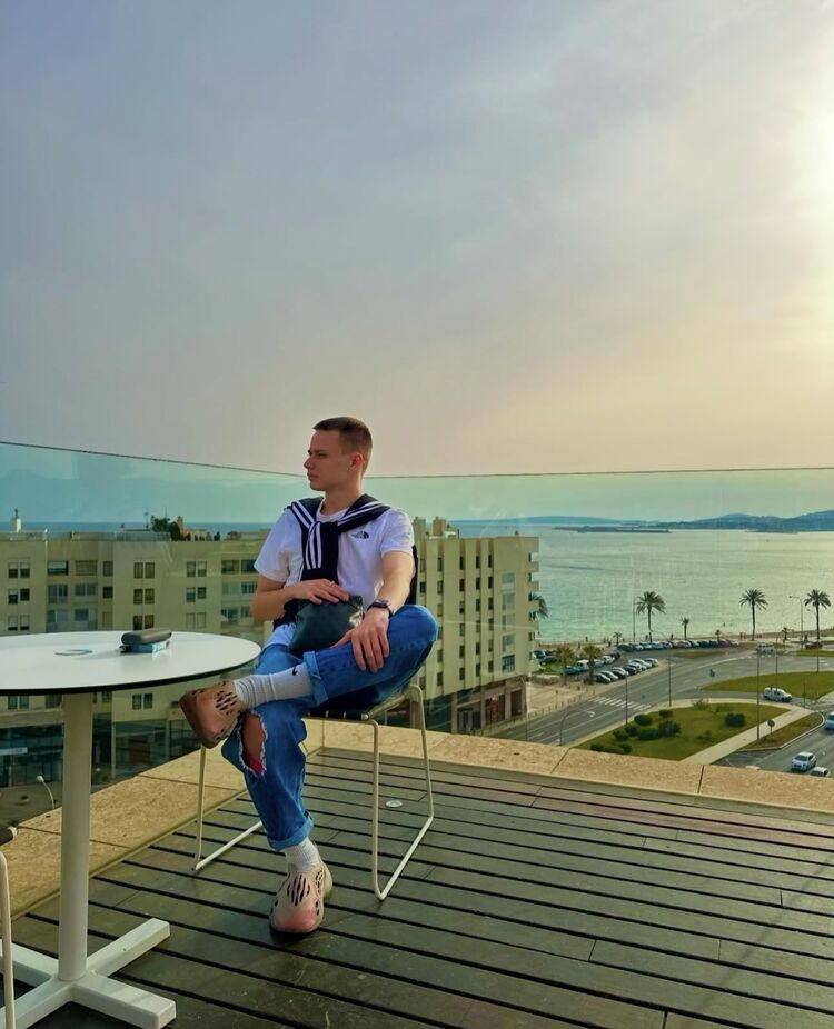  Warszawa,   , 19 ,   