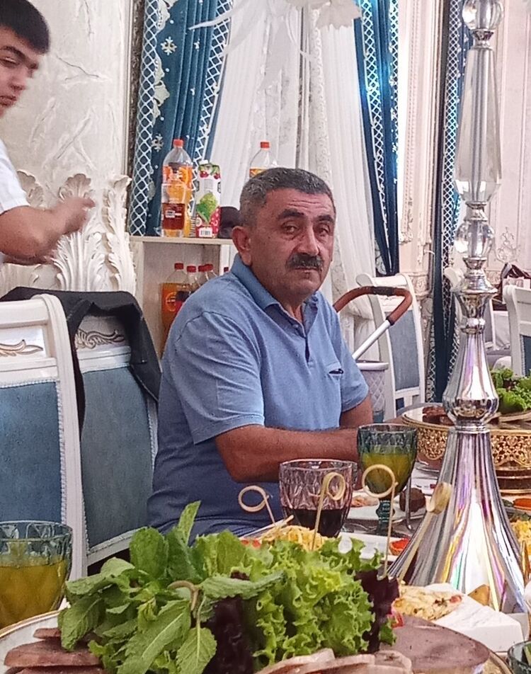  38514193  Suren, 63 ,    