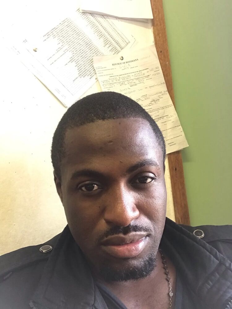  27876393  Kadar, 30 ,    -