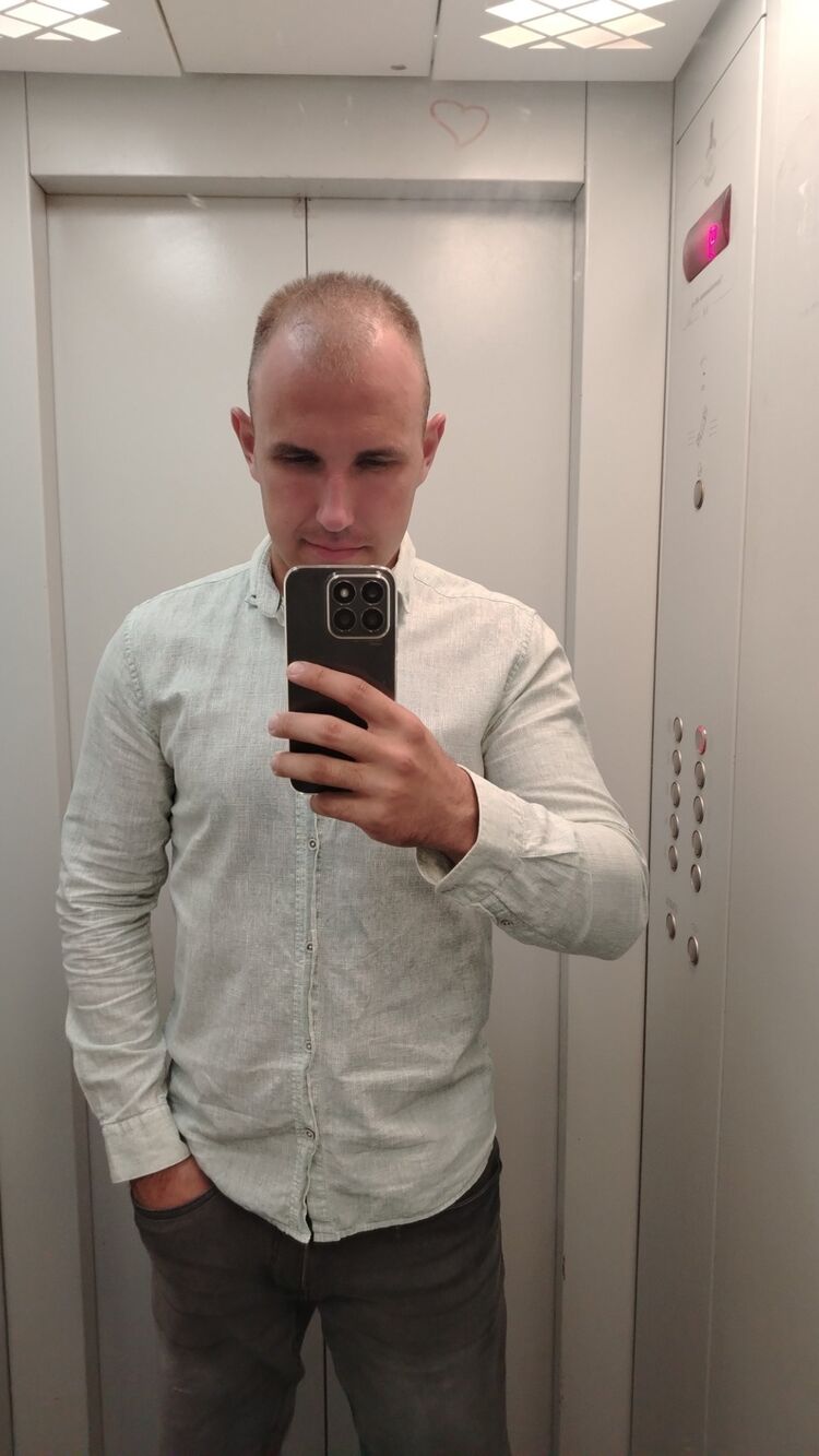  44004153  , 28 ,    