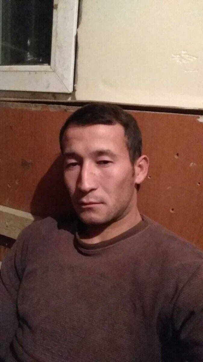  21817413  Oybek, 34 ,    