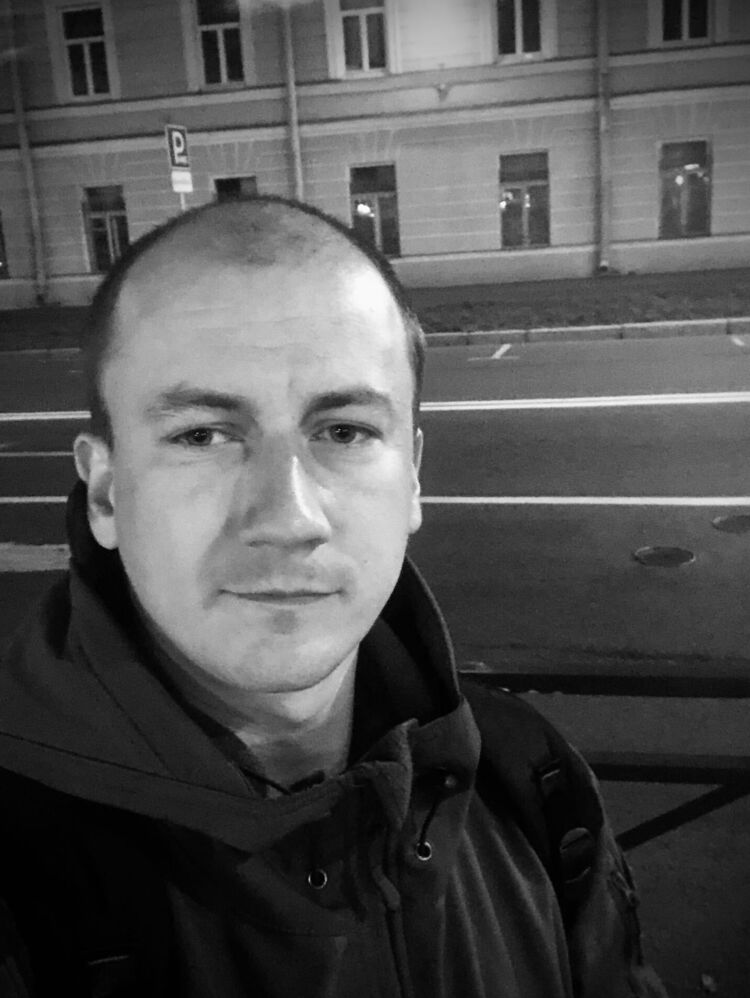  44453853  , 30 ,    -