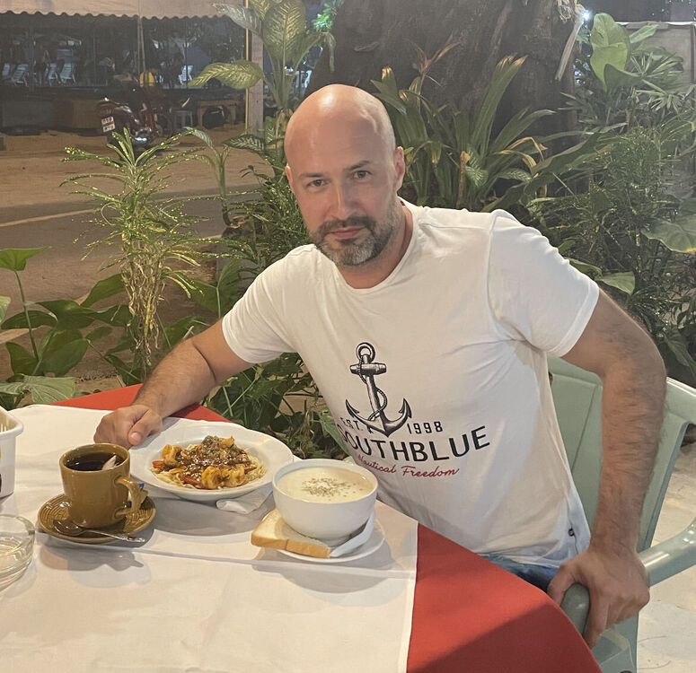  31843893  , 43 ,    Phuket