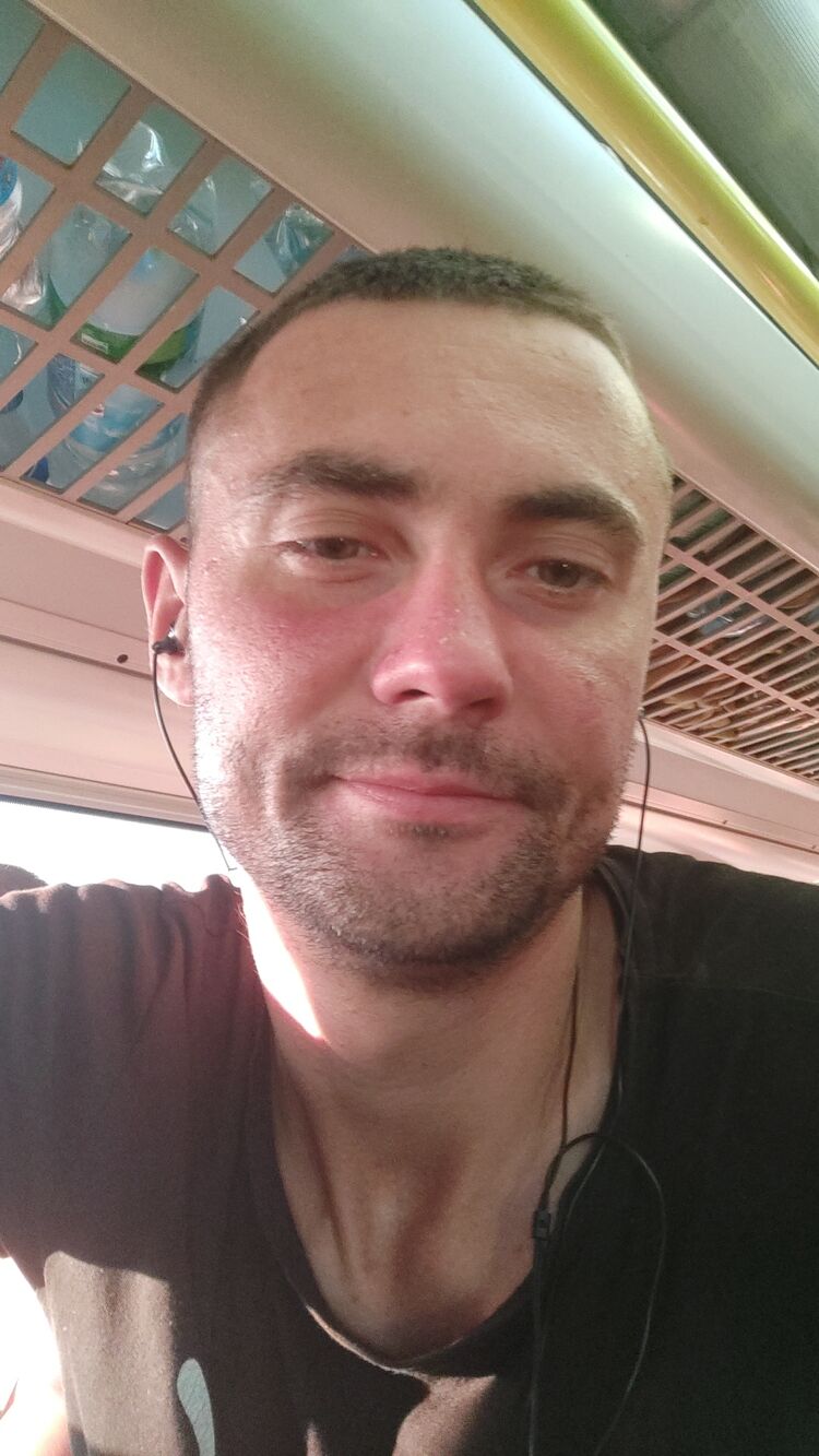  ,   Viktor, 30 ,   ,   , c 