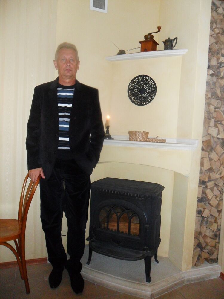  21834443  Nikolay, 64 ,    
