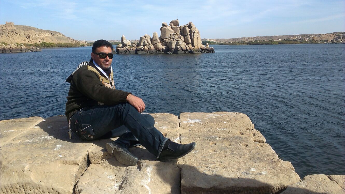  ,   Ashr, 48 ,   ,   