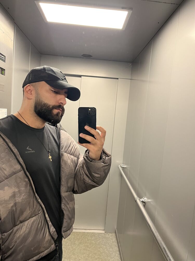  53931933  , 28 ,    -