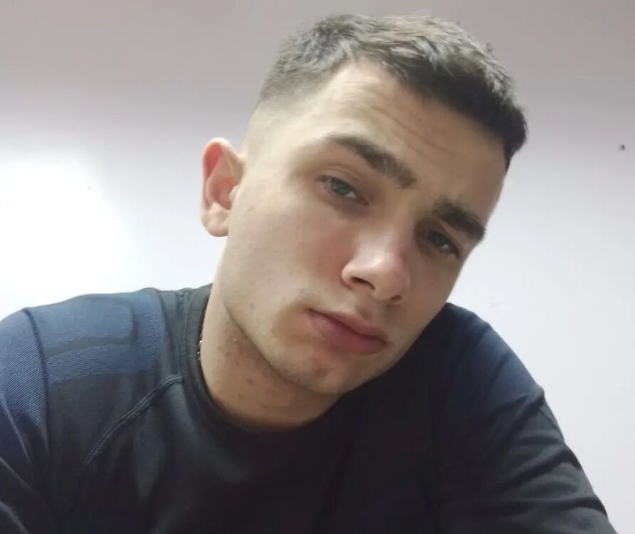  33423543  , 20 ,    