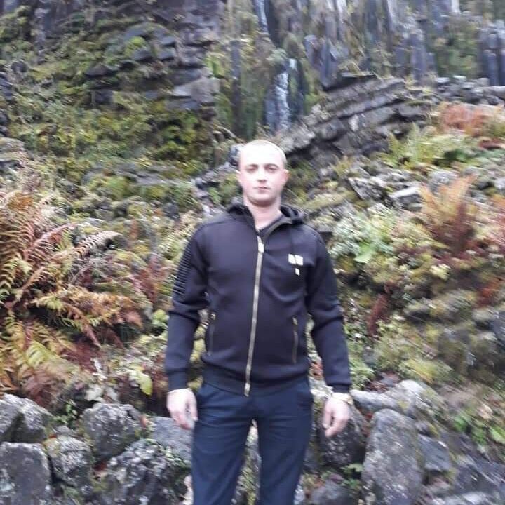 28693623  Sergej, 35 ,    
