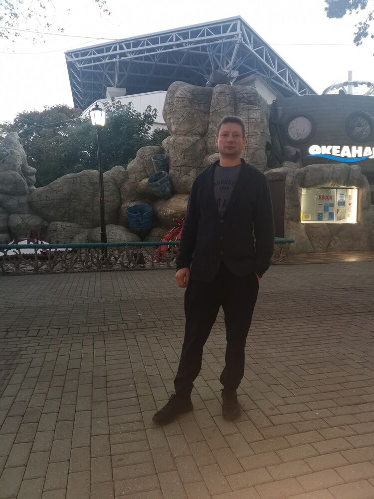  ,   Aleks, 42 ,   ,   