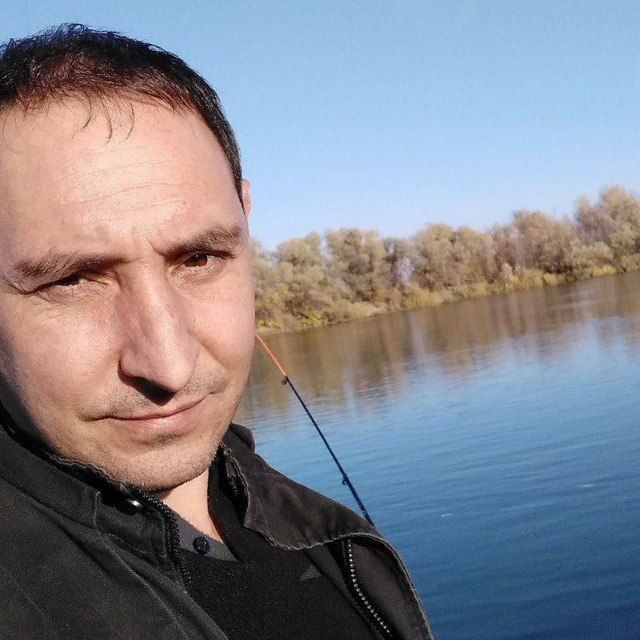  44845293  Ruslan, 46 ,    