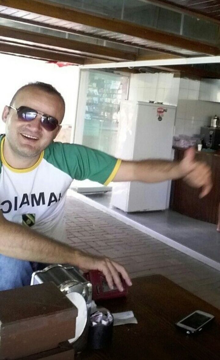  48265793  Alex, 43 ,    