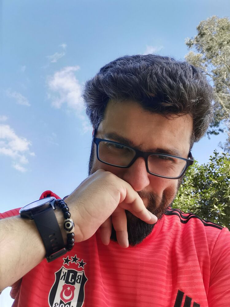  Esenyurt,   Emre, 40 ,   ,   