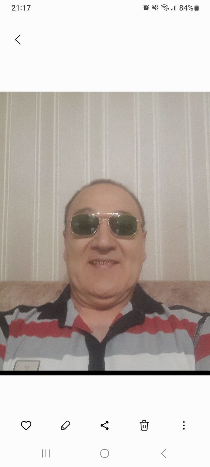  35639493  , 65 ,    