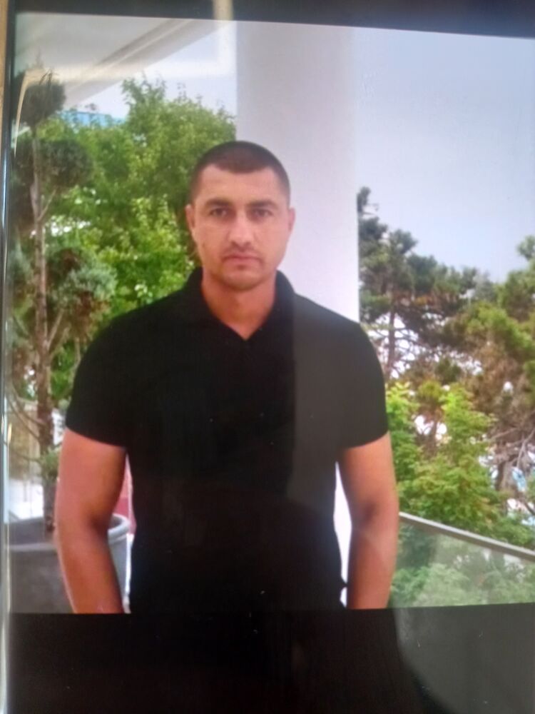  ,   Igor, 37 ,   ,   