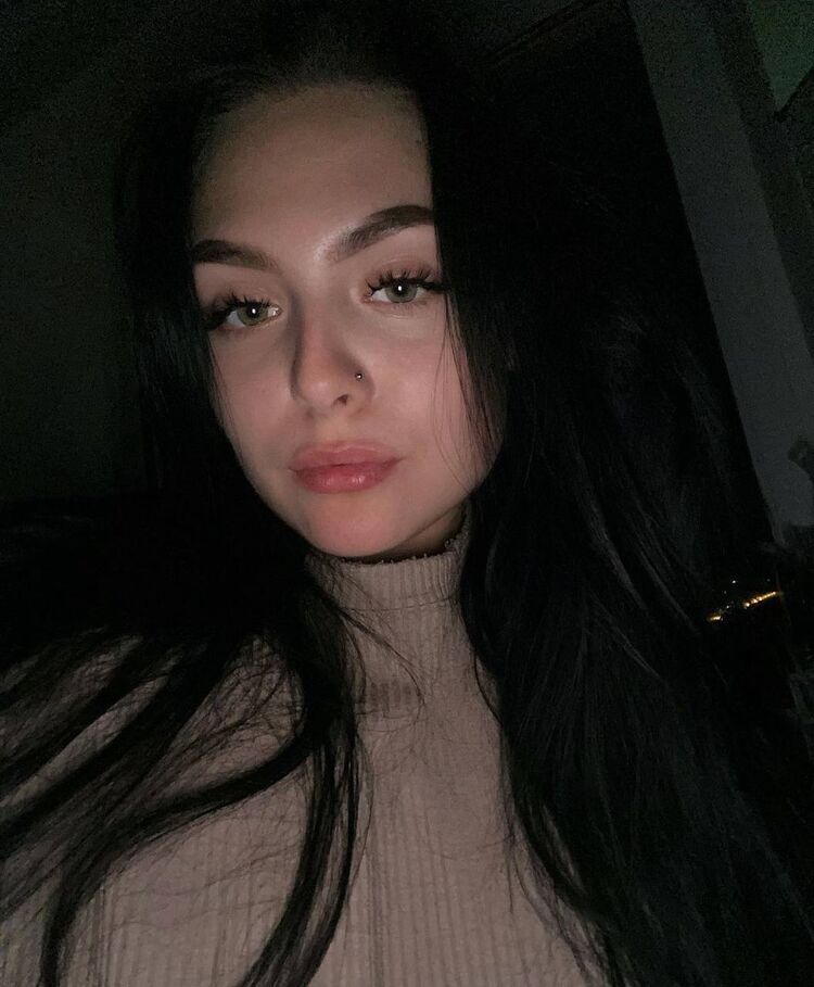  Frankfurt am Main,   , 21 ,   ,   