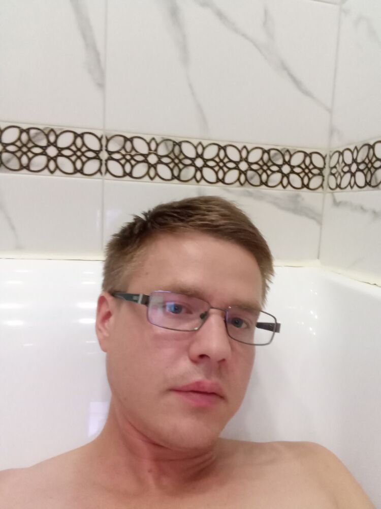 -,   Boba, 32 ,   ,   