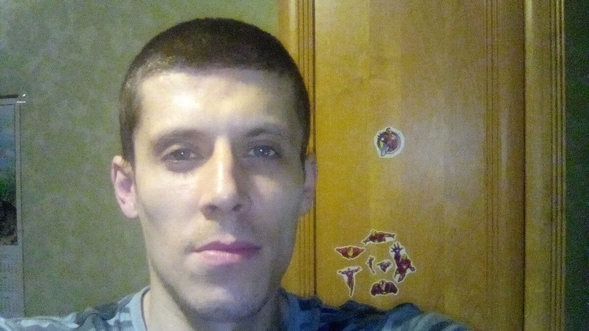  18737043  , 37 ,     
