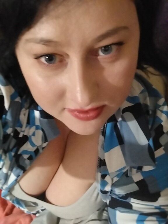  39790743  , 33 ,    