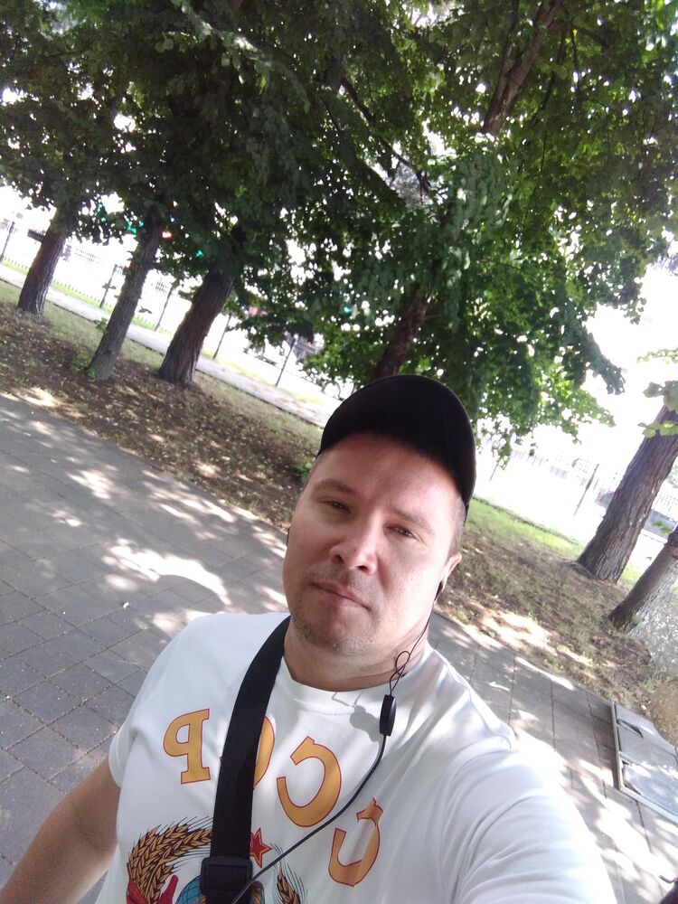  27525443  , 49 ,    