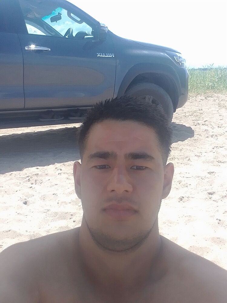  ,   Botirjon, 25 ,     , c 