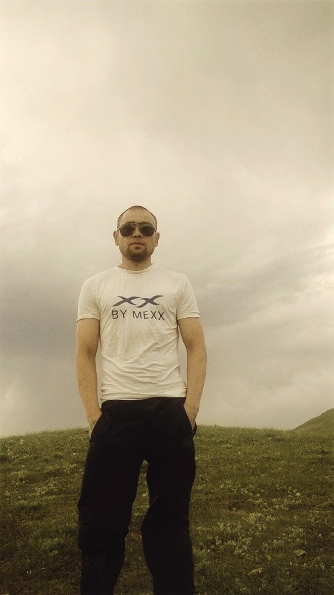  5950013  Ruslan, 39 ,    