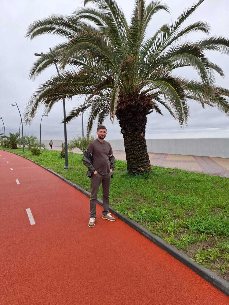  ,   BAD GUYS, 37 ,     , c 