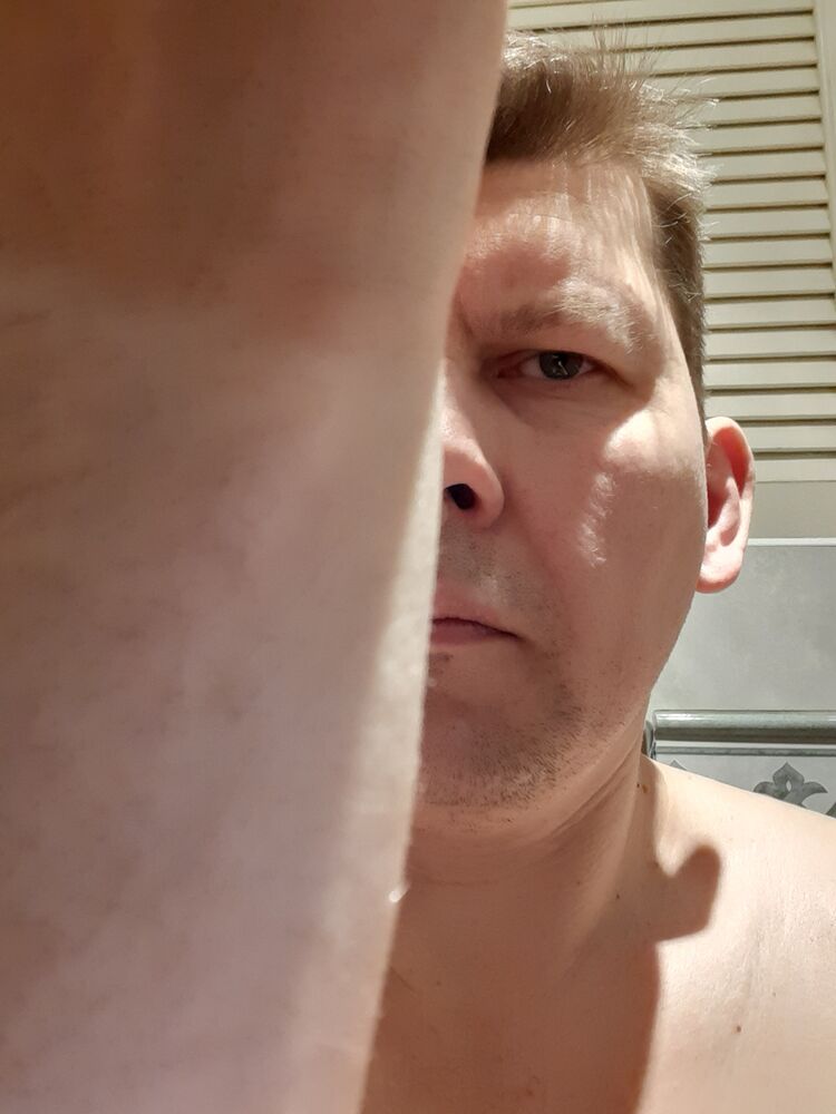 ���� 31237933 ������� MD, 44 ����, ���� ���������� � ������