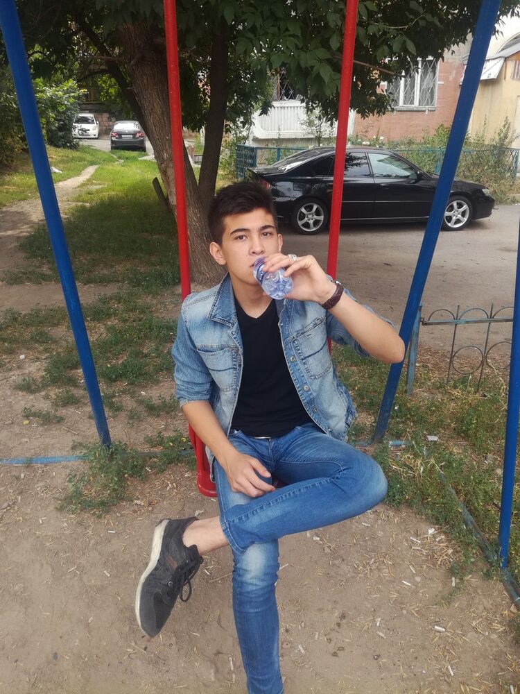  ,   Raul, 27 ,   ,   , c 