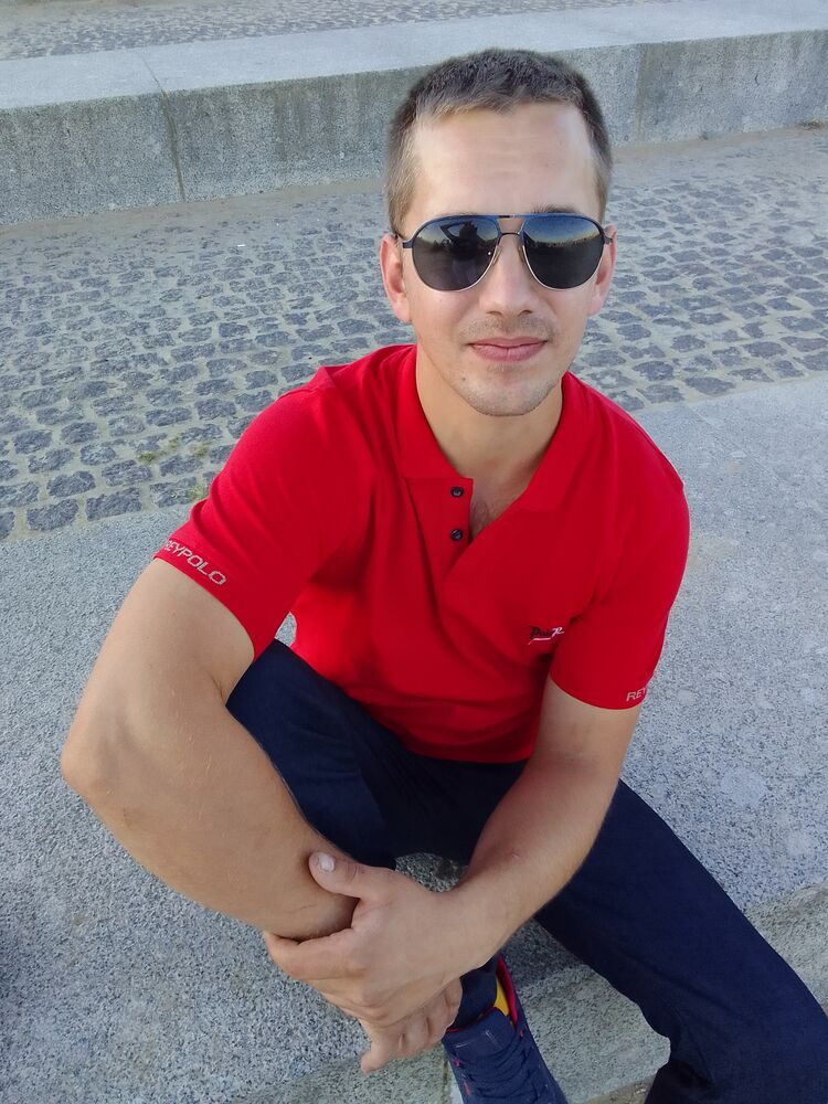  30738883  , 33 ,    