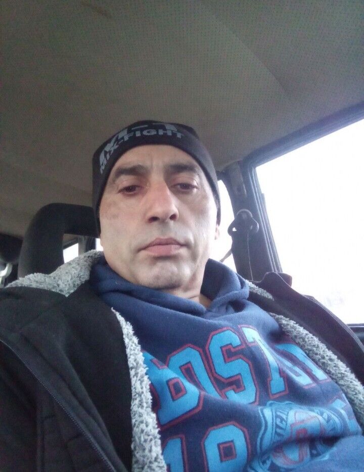  48887663  , 46 ,    