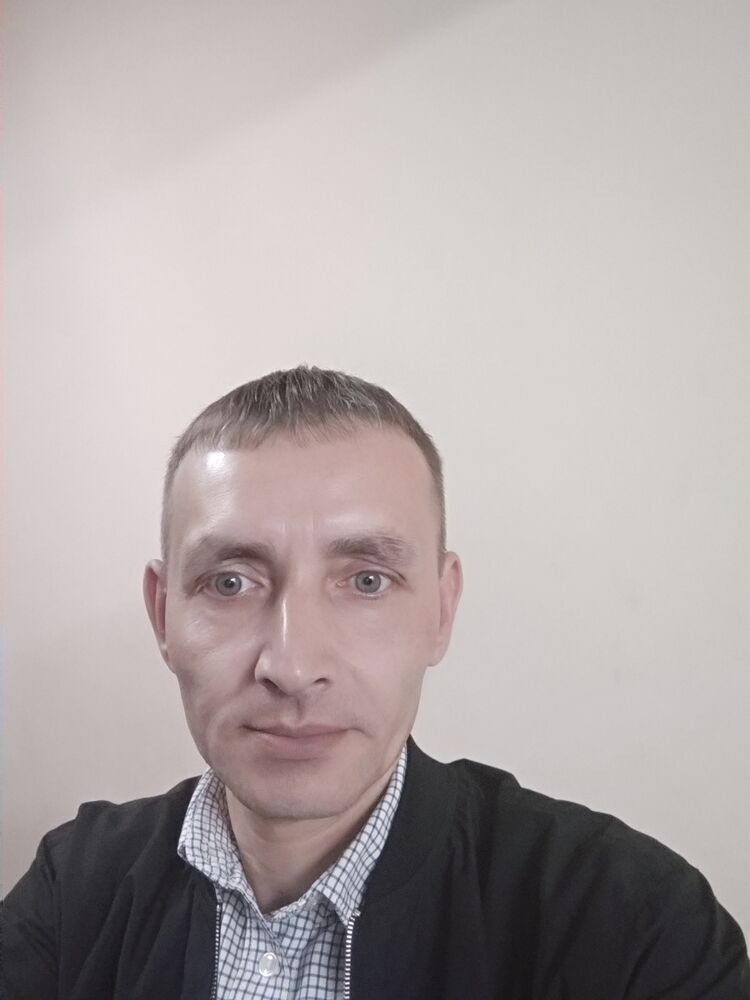  38236873  , 44 ,    -