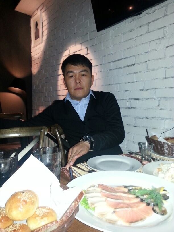  ,   ARMAN, 41 ,   ,   , c 
