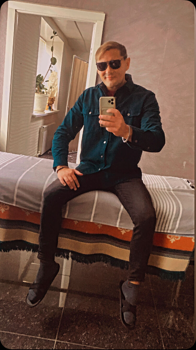  53831353  Burak, 38 ,     