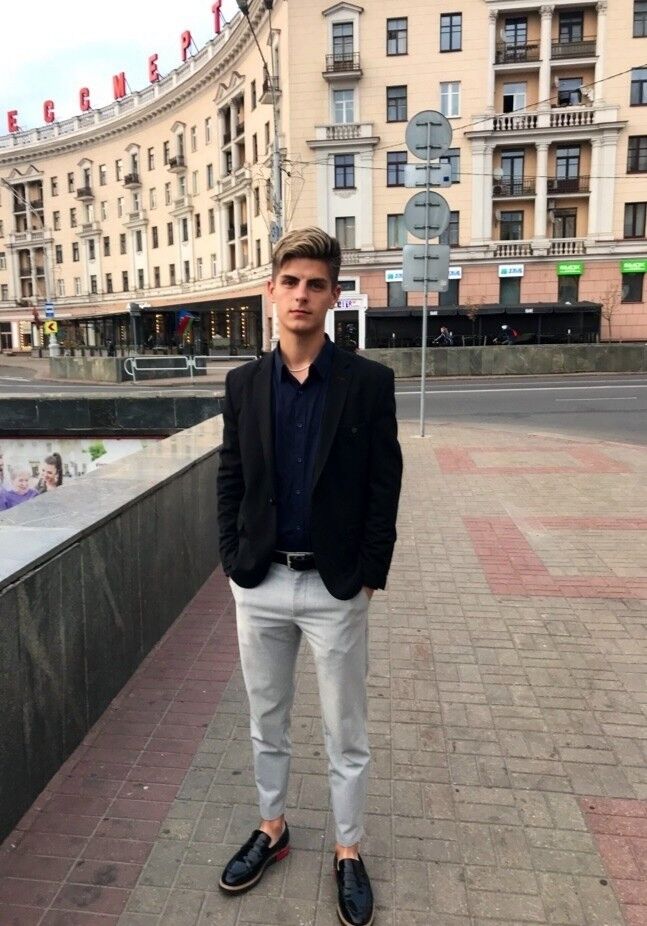  19045873  , 35 ,    