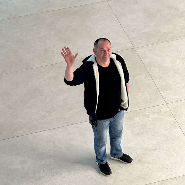  38381543  , 44 ,    