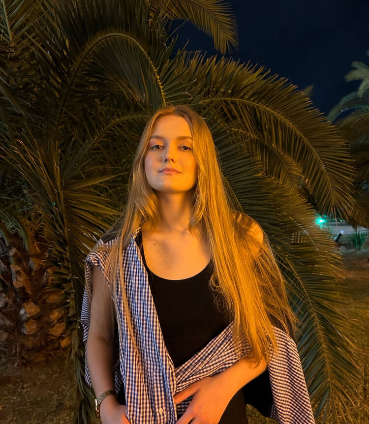  ,   Vera, 20 ,   ,   , c , 