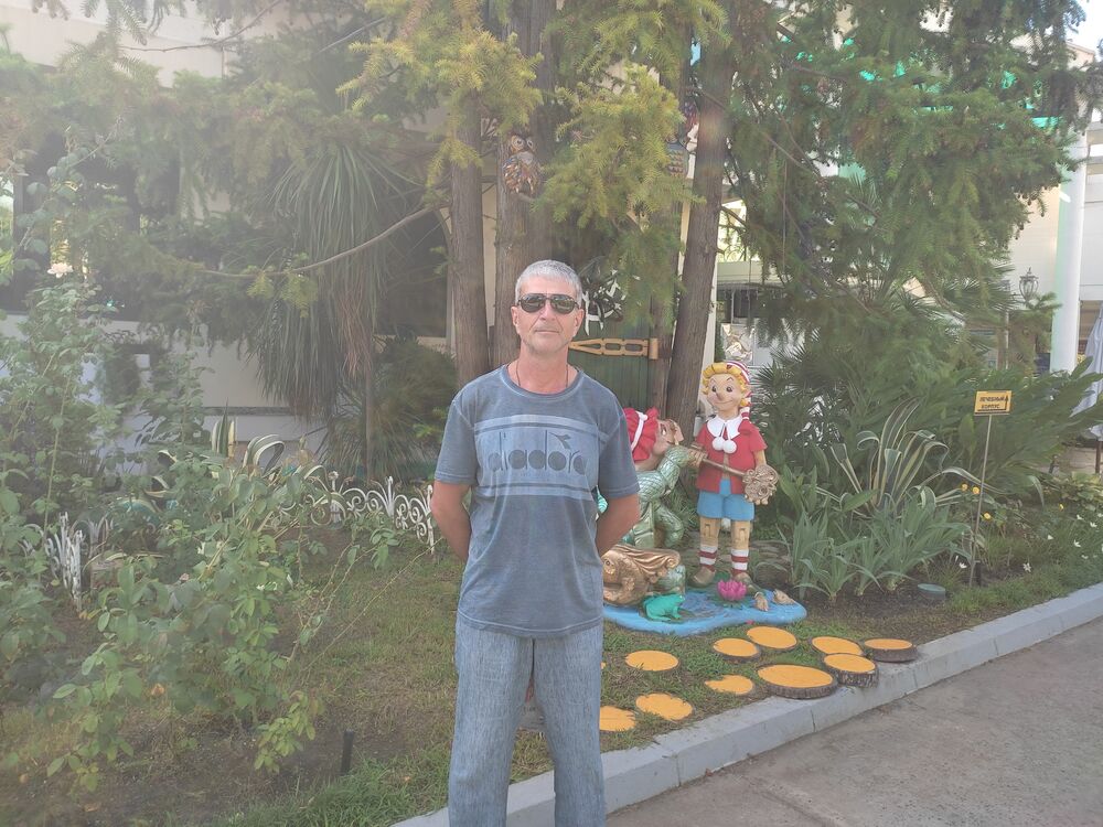  ,   David, 56 ,   ,   