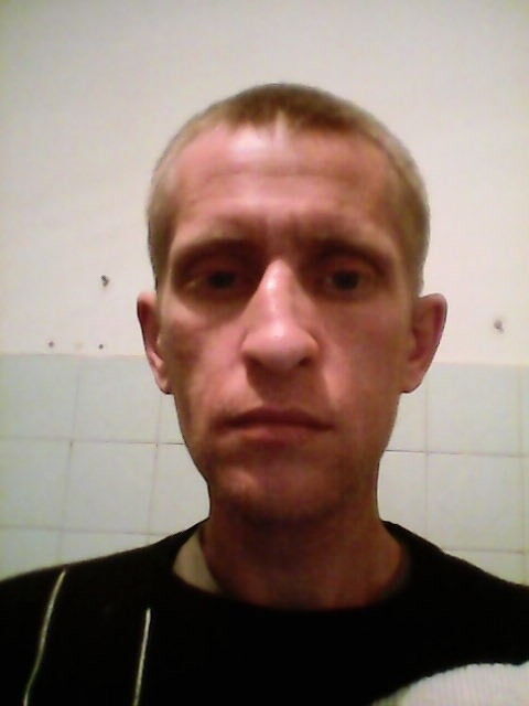  7484083  Dmitriy, 42 ,    