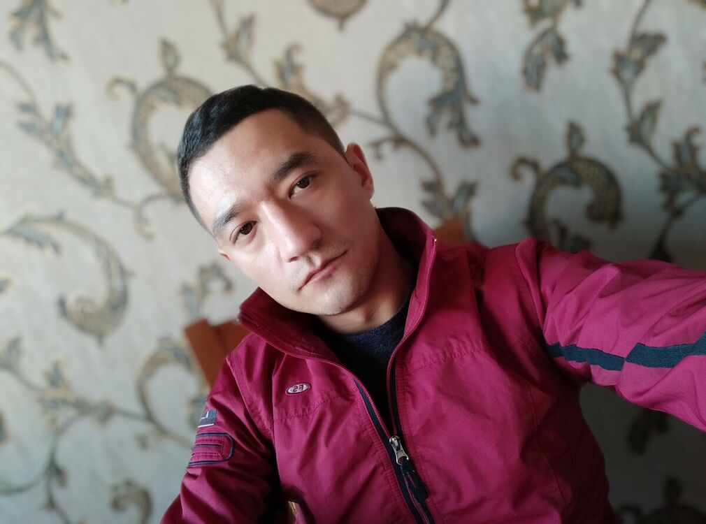  ,   Sanjarbek, 33 ,   ,   , c 