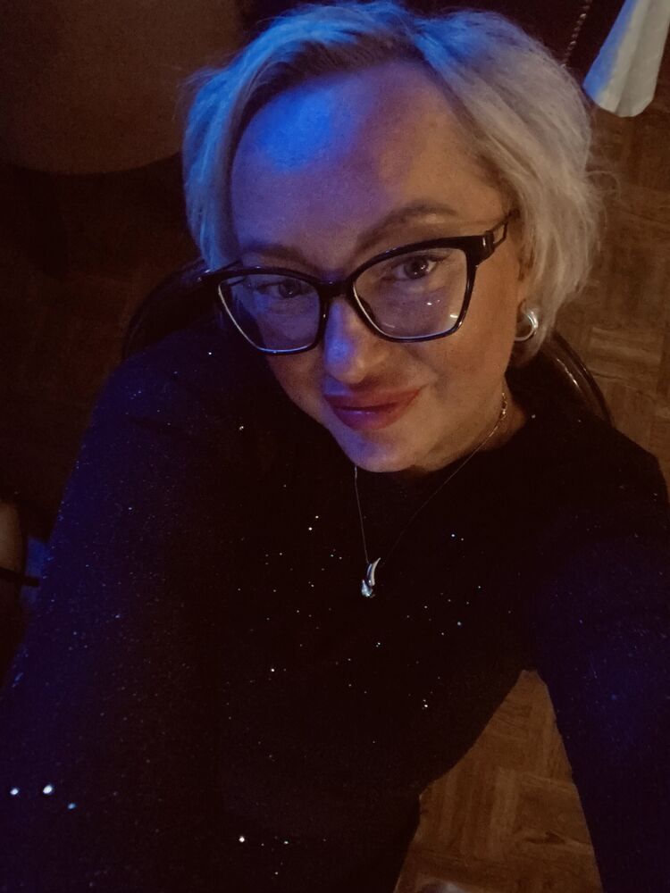  52257823  , 42 ,    