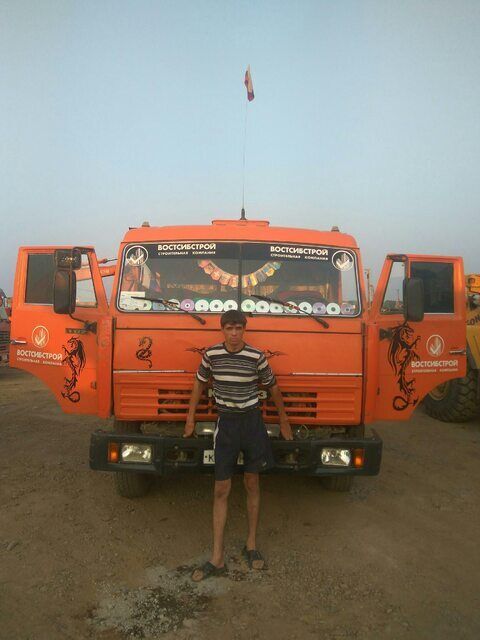  47420303  , 35 ,    